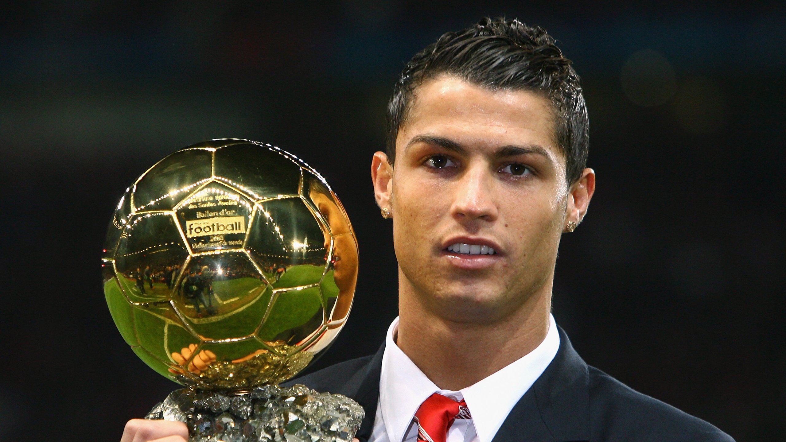 爱游戏体育官网-世俱杯明星集结：各球队球星全力冲刺，世俱杯 冠军