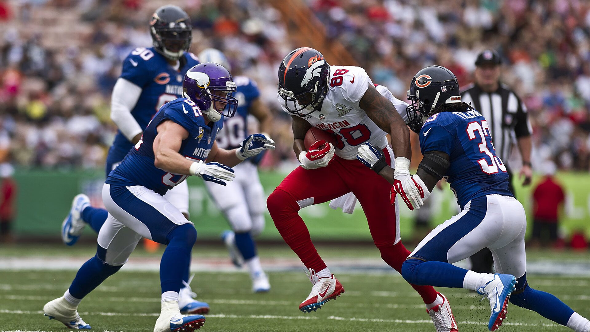 全队压迫触球点分布成对称网状